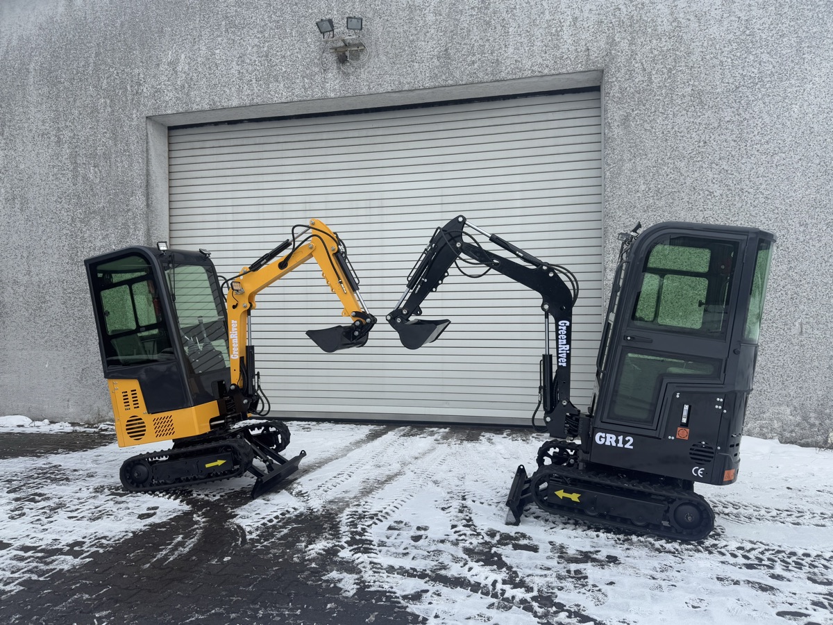 Minikoparka GreenRiver GR12 z kabiną