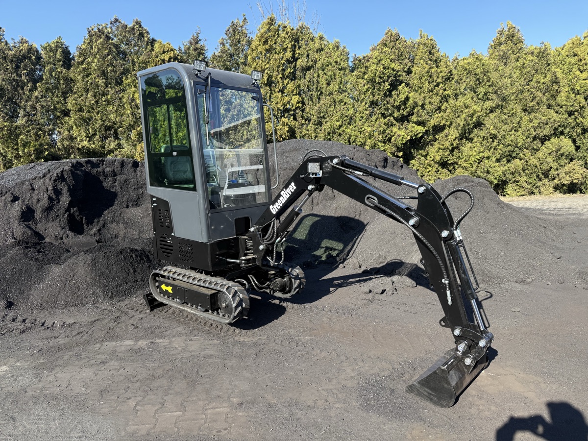 Minikoparka GR12 z kabiną - zdjęcie 12