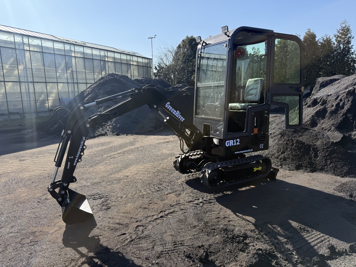 Minikoparka GR12 z kabiną - zdjęcie 14