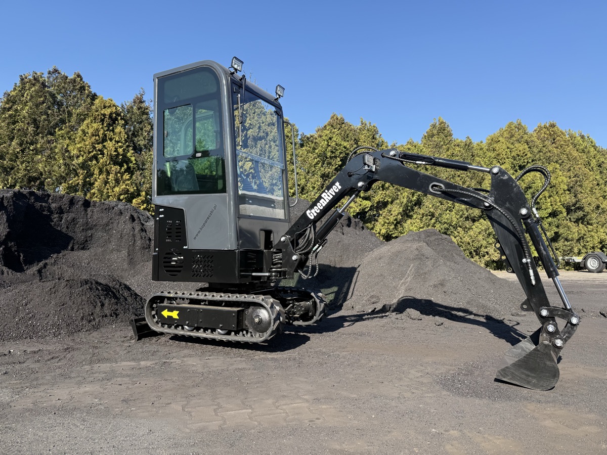 Minikoparka GR12 z kabiną - zdjęcie 16