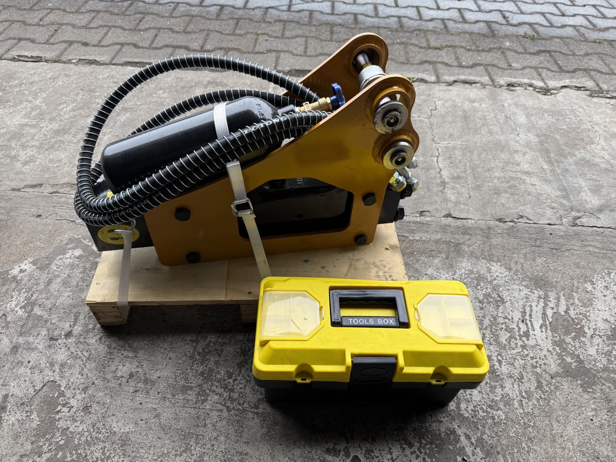 Młot hydrauliczny SB05